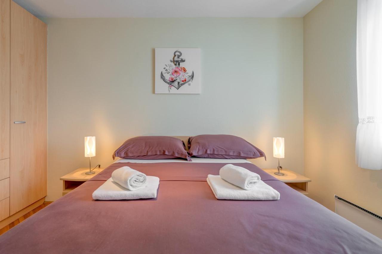 Villa Lille Трогир Экстерьер фото